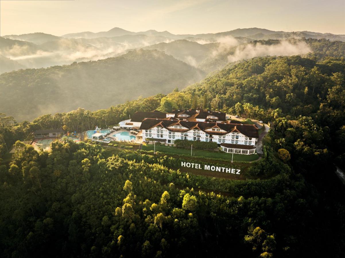 Monthez Hotel&Eventos Brusque Kültér fotó