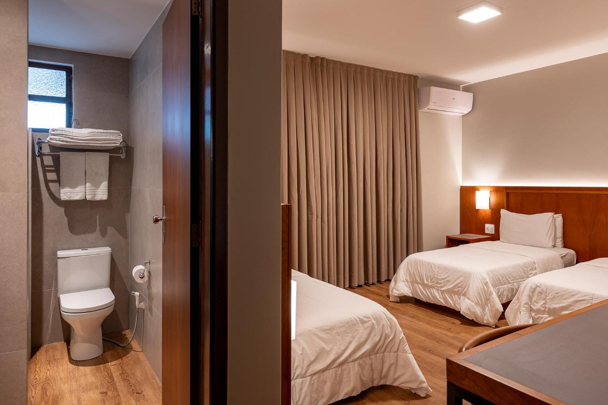 Monthez Hotel&Eventos Brusque Kültér fotó