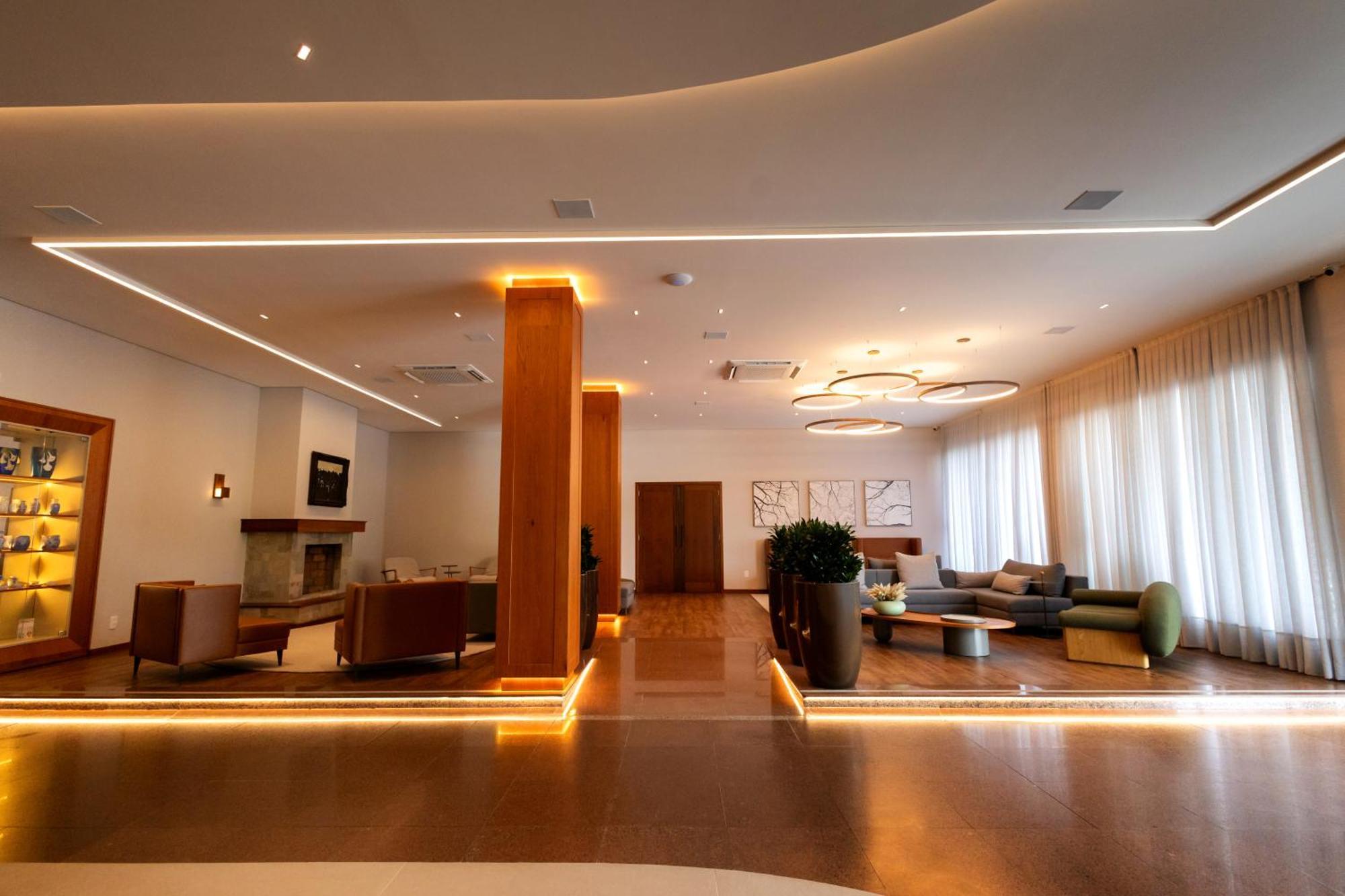 Monthez Hotel&Eventos Brusque Kültér fotó
